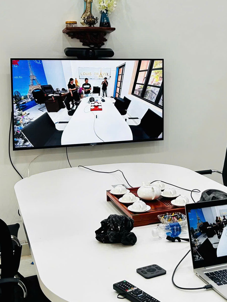 Cung Cấp Thiết Bị Hội Nghị Truyền hình Logitech Meetup 960-001101